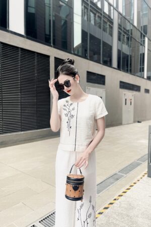 ÁO KIỂU THÊU HOA