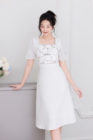 ĐẦM TRẮNG HOA NGỰC