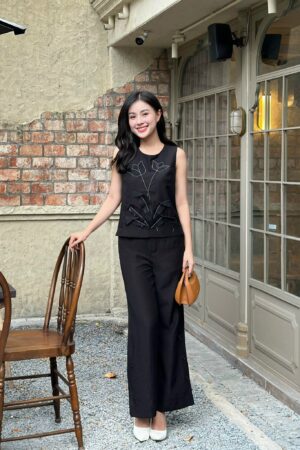 QUẦN ỐNG RỘNG ĐÍNH NÚT