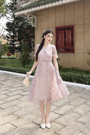 ĐẦM VOAN XẾP LI CỔ TIM