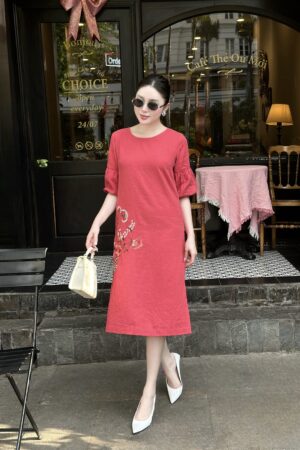 ĐẦM LINEN THÊU HOA TAY LỠ