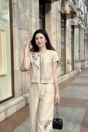 ÁO VIỀN THÊU HỌA TIẾT NHO