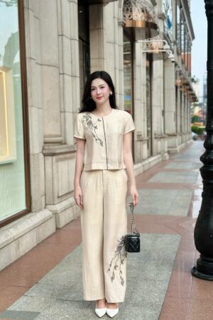 QUẦN ỐNG RỘNG THÊU HỌA TIẾT NHO