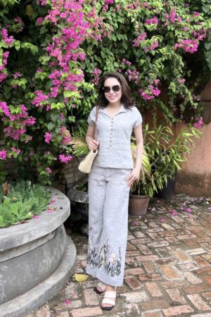 Quần linen thêu hoa