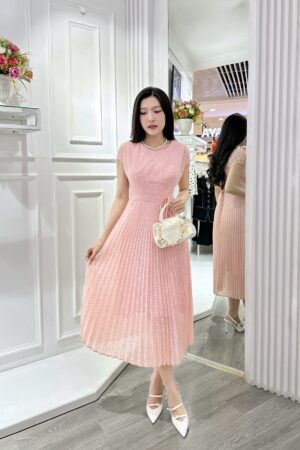 ĐẦM REN ĐAI EO