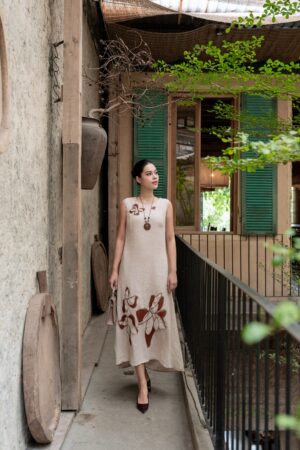 ĐẦM LINEN SUÔN THÊU HOA