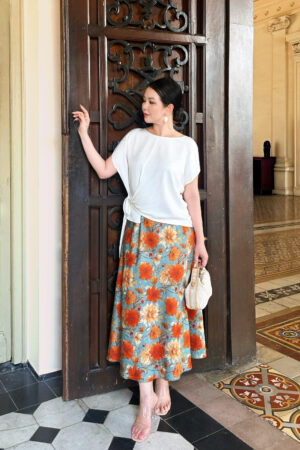 ÁO LỤA CÁNH DƠI THẮT DÂY